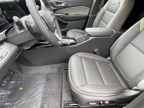 New 2026 Chevrolet Trax ACTIV w/ Driver Confidence Package image 13