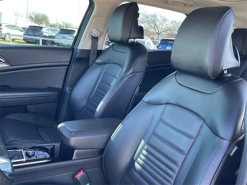 Used 2023 Kia Sportage SX image 24