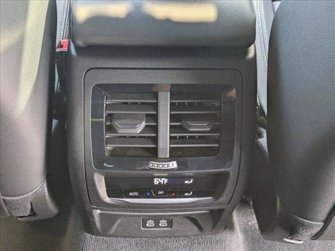 Used 2023 BMW X4 xDrive30i w/ Premium Package image 18