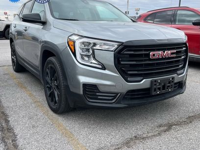 Used 2023 GMC Terrain SLE w/ Driver Convenience Package