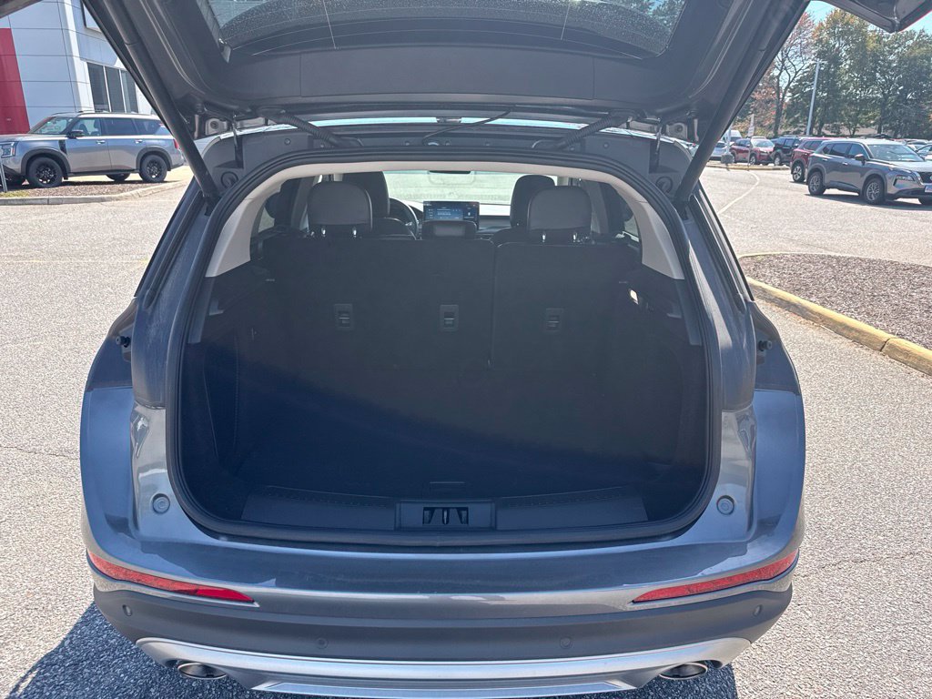Used 2025 Lincoln Corsair AWD w/ Equipment Group 101A image 15