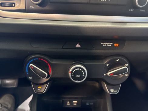 Used 2018 Kia Rio LX FWD image 22