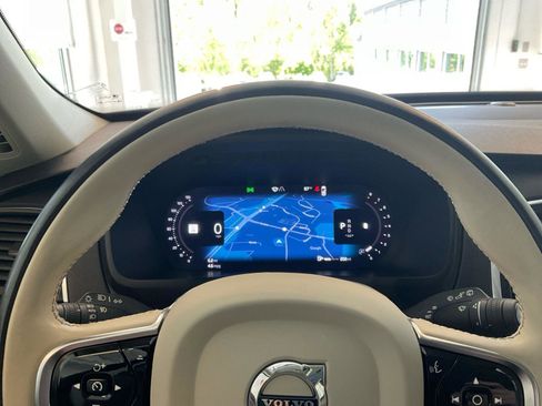 Certified 2023 Volvo XC90 B5 Core w/ Climate Package AWD/4WD image 18