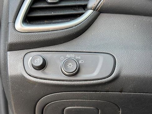 Certified 2021 Chevrolet Trax LS w/ Tint and Cruise Package image 14