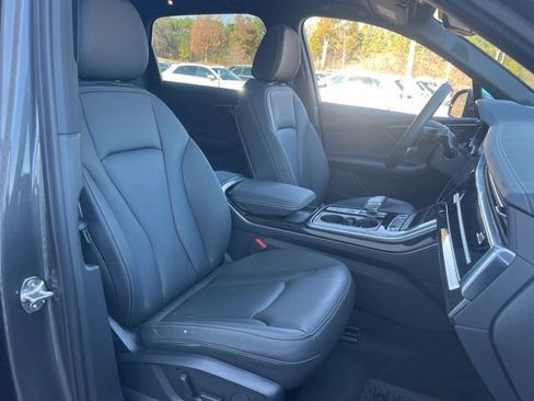 Used 2025 Audi Q7 2.0T Premium w/ Convenience Plus Package image 38