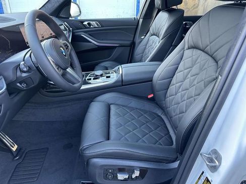 New 2026 BMW X7 xDrive40i image 14