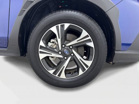 Used 2025 Subaru Crosstrek 2.5i Premium AWD/4WD image 49