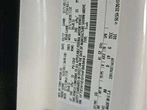 Used 2017 Ford F150 Platinum w/ Equipment Group 701A Luxury image 22