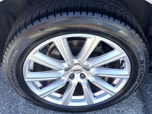 Used 2016 Volvo XC90 T6 Momentum image 8