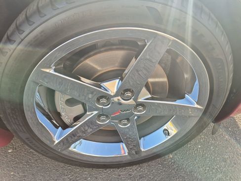 Used 2008 Chevrolet Corvette Coupe w/ Preferred Equipment Group RWD image 25