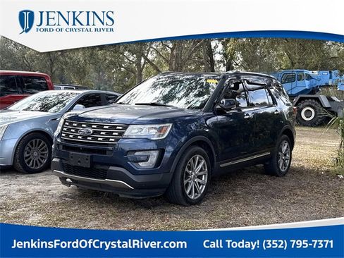 Used 2017 Ford Explorer Limited image 1