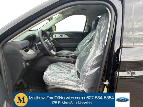 New 2026 Ford Explorer Active AWD/4WD image 9