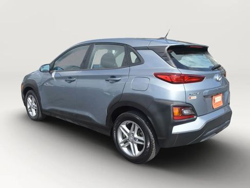 Used 2021 Hyundai Kona SE FWD image 4
