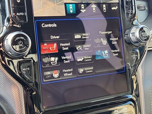 Used 2019 RAM 1500 Limited image 15