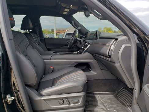 Certified 2025 Nissan Armada PRO-4X w/ Pro-4X Premium Package AWD/4WD image 23