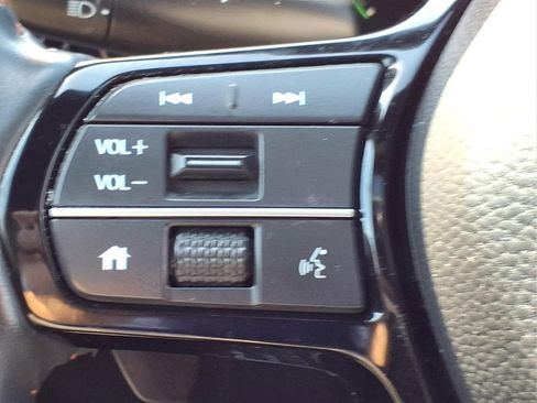 Certified 2025 Honda CR-V Sport Touring image 28