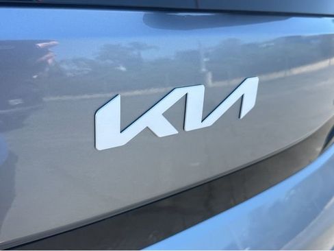 Certified 2025 Kia Soul LX image 20