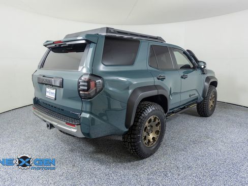 Used 2025 Toyota 4Runner Trailhunter AWD/4WD image 7