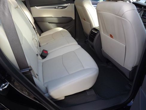 Used 2021 Cadillac XT5 Premium Luxury w/ LPO, Floor Liner Package image 30