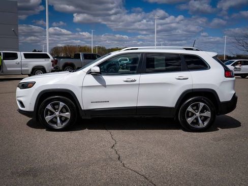 Used 2019 Jeep Cherokee Limited w/ Luxury Group AWD/4WD image 8