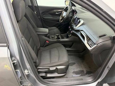 Used 2023 GMC Terrain SLE w/ Driver Convenience Package FWD image 40