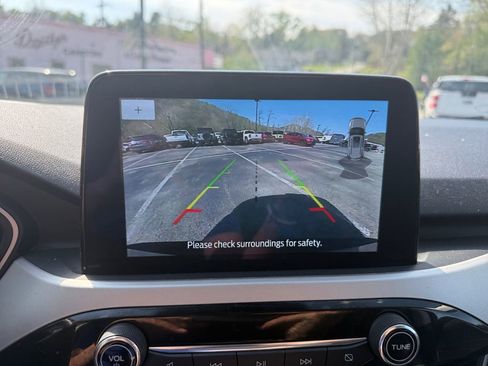 Used 2022 Ford Escape SEL w/ Technology Package AWD/4WD image 18