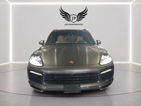 Used 2023 Porsche Cayenne AWD/4WD image 35