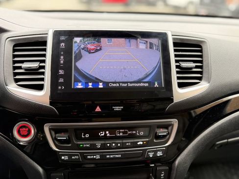 Used 2018 Honda Ridgeline RTL-E image 31