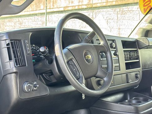 Used 2024 Chevrolet Express 2500 w/ Driver Convenience Package image 9