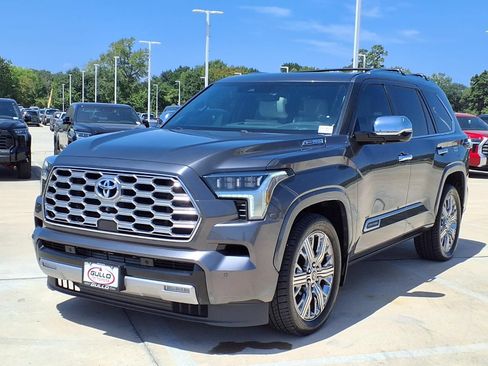 Certified 2024 Toyota Sequoia Capstone AWD/4WD image 3