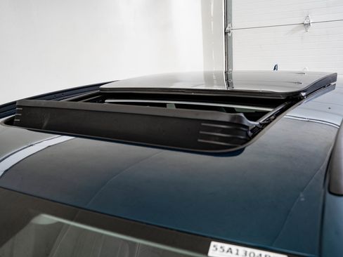 Used 2021 Audi e-tron Premium Plus w/ Premium Plus Package image 14