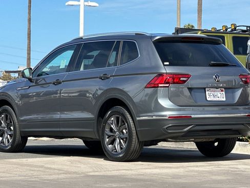 Used 2023 Volkswagen Tiguan SE FWD image 6