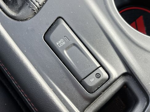 Used 2023 Dodge Durango R/T image 9