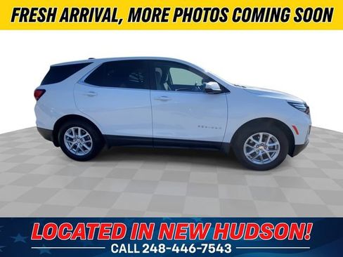 Used 2024 Chevrolet Equinox LT image 3