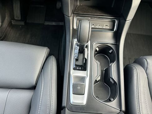 Certified 2025 Subaru Ascent Limited image 35