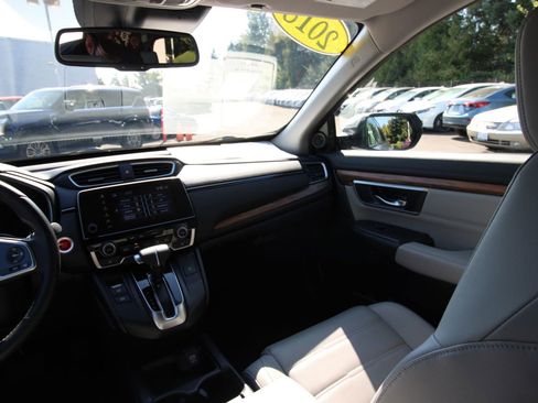 Used 2018 Honda CR-V Touring image 29