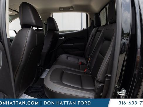 Used 2022 GMC Canyon AT4 w/ Trailering Package AWD/4WD image 15