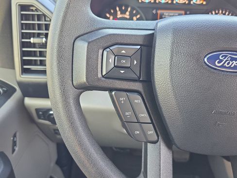 Used 2019 Ford F150 4x4 SuperCrew image 14
