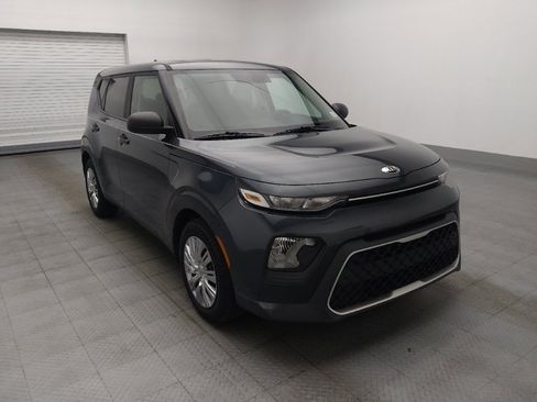 Used 2020 Kia Soul LX FWD image 13