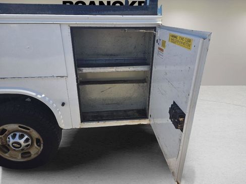 Used 2013 Chevrolet Silverado 2500 W/T image 20