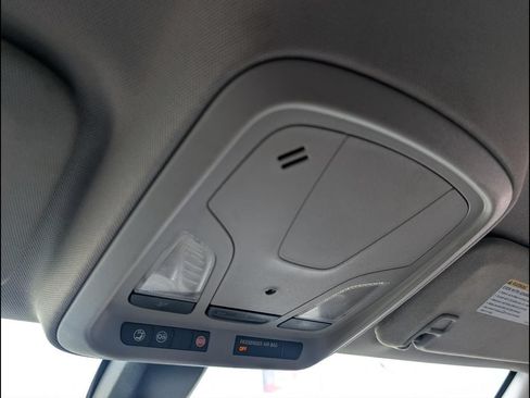 Used 2020 Chevrolet Impala LT FWD image 19