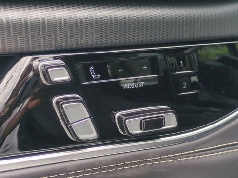 New 2026 Jeep Grand Wagoneer L Summit AWD/4WD image 21