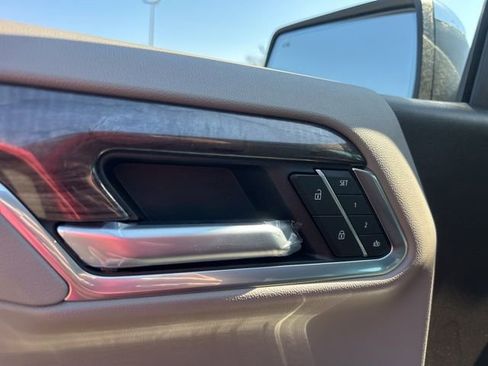 New 2026 Chevrolet Silverado 1500 LTZ w/ LTZ Premium Package image 12