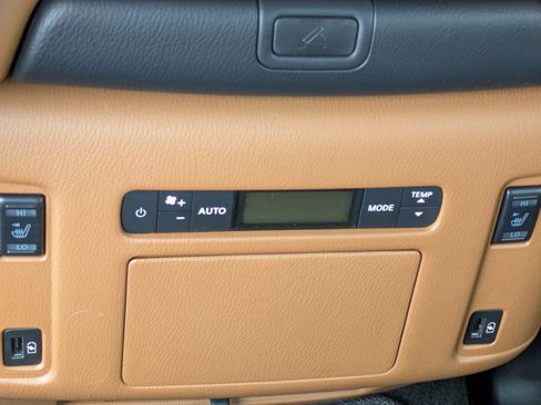 Used 2022 INFINITI QX80 Sensory w/ Cargo Package AWD/4WD image 19