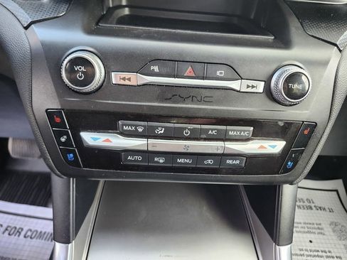 Used 2020 Ford Explorer ST image 20