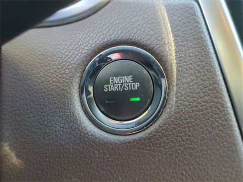 Used 2015 Cadillac SRX Luxury w/ Driver Awareness Package image 33