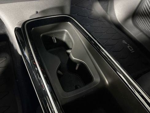 Certified 2023 Volkswagen ID.4 Pro S AWD/4WD image 15