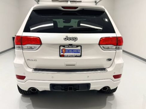 Used 2018 Jeep Grand Cherokee Overland AWD/4WD image 5