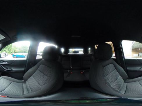 Used 2025 Chevrolet Equinox LT FWD image 43