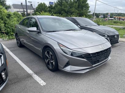 Used 2023 Hyundai Elantra SEL w/ Convenience Package
